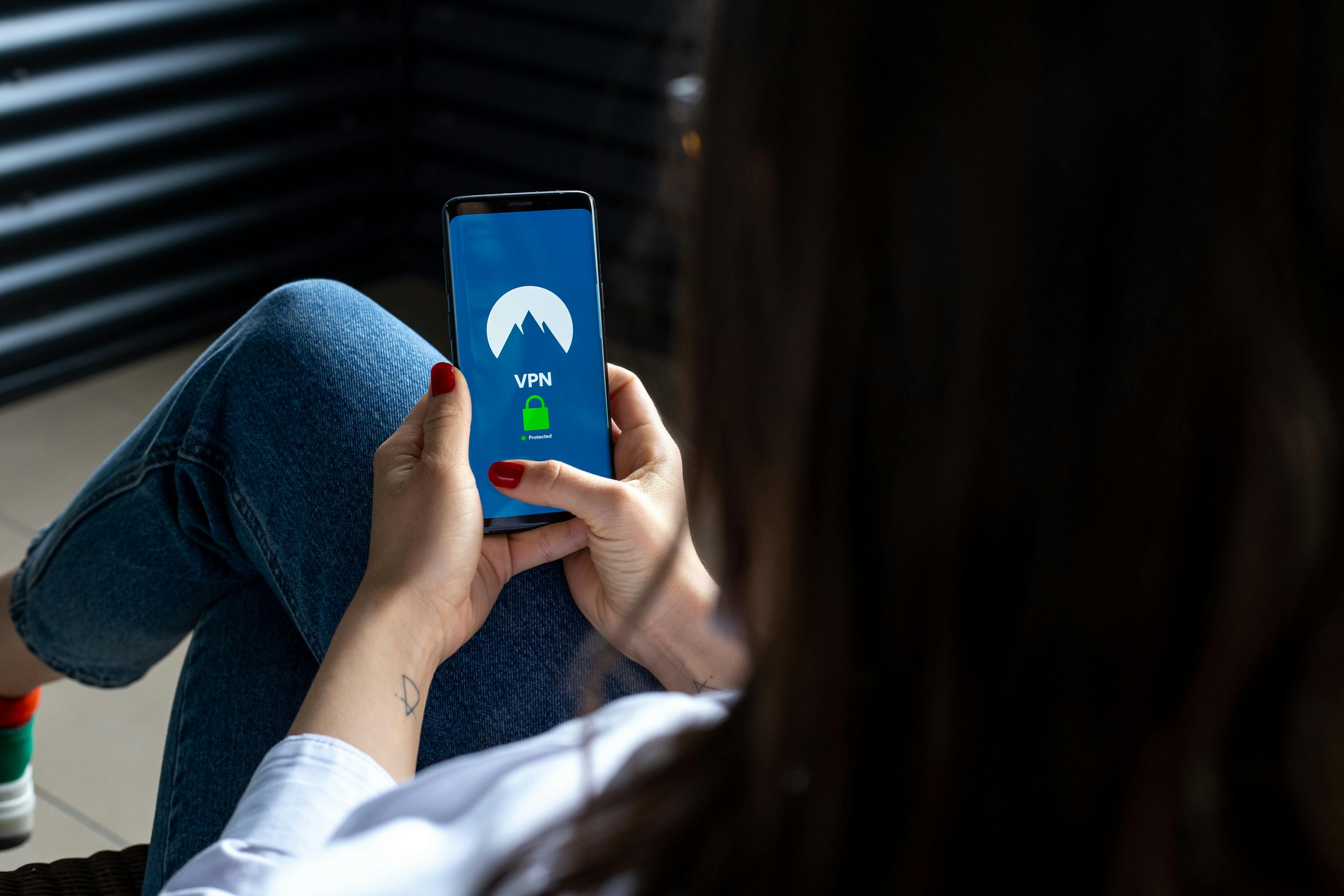 探索最新版本的铁路票务APP 12306，用户体验与功能升级详解