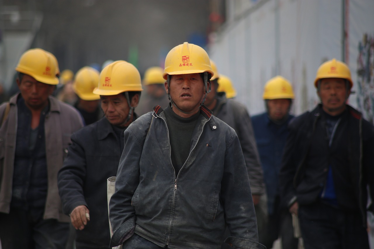 最新滚齿机师傅招聘启事，构建专业团队，共铸行业辉煌